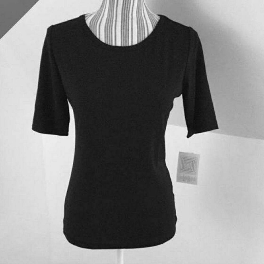 LuLaroe Gigi top